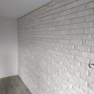 Лепене на Декоративен камък в хол София ж.к Младост