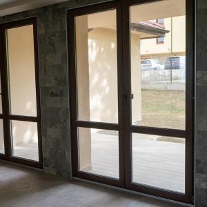 Облицовка стени