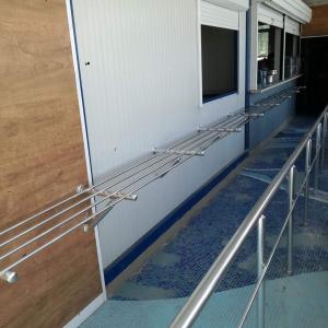 Шубер от профили за парапет