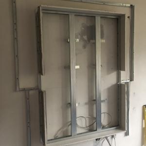 Гипсокартон на стена със скрито окабеляване