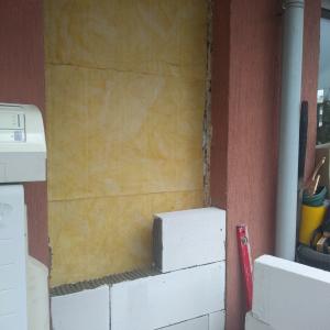 Двойно зазиждане на балконска врата