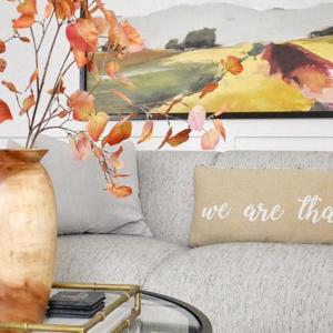 Листа във ваза