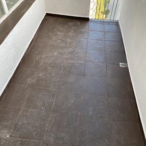 Лепене на плочки на терасата