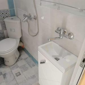 Нова баня лепене на плочки и монтажи