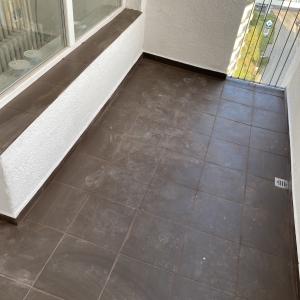 Лепене на плочки на терасата