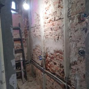 Измазване на стенете