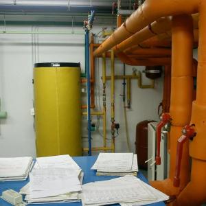 Локално парно отопление