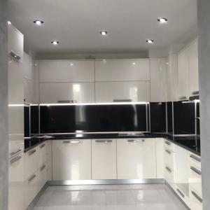 11839042906196386193