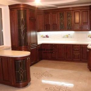 Извита Кухня МДФ естествен фурнир