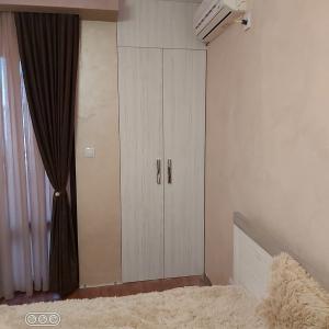 IMG-98e1c68fdefc784c5e796ff235091878-V