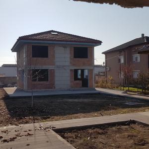 Завършен груб строеж Къща Царацово