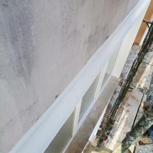 Орнаменти, под прозорчен камък