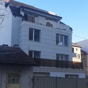 Обект квартал Сточна гара модел стъкло