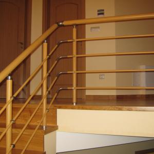 Алуминиев парапет с 3 бр ф 16 цвят дърво