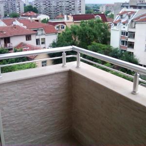 Алуминиев парапет ръкохватка с колонки и 1 бр ф 16