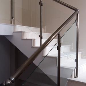 Инженеринг АД стълбище