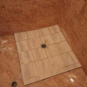 Лепене на плочки