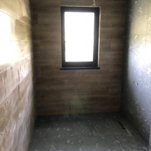 F923499F-80A0-48D4-BB65-92E0369FAB64