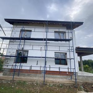 5EA1644F-57F7-4E05-BCCA-DBF788517E12