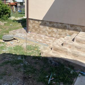 D68F5DDF-A6BE-4985-A1FD-092665F7ACA1