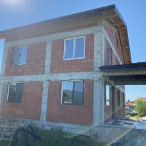 D4C48493-9DDA-475C-9DBB-2F729D453F9C