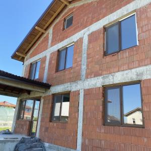 E0603115-6AC3-45BA-8932-A33C04B6B530