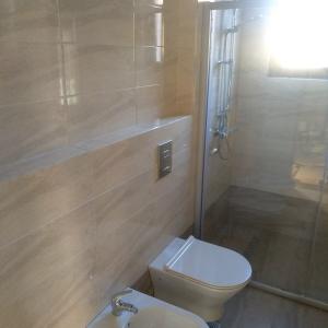 5B7B37A4-628F-467C-BF9B-2DBE429BC998