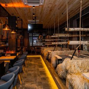 78687675_133234204786169_664593648721068032_o