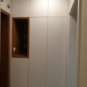 Модерен интериор, комплексно обзавеждане на жилище с акцент върху детайла _33