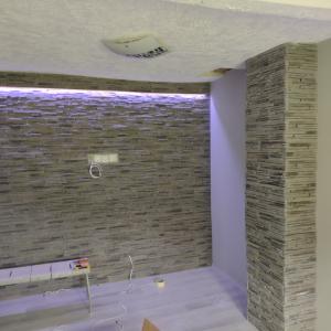 Декоративна стена