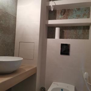 16341310170048620367346562146877