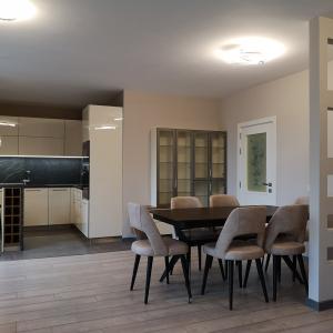 Цялостна реализация на интериорен проект до ключ, архитектурно строителна част, инсталаций, осветление и цялостно обзавеждане