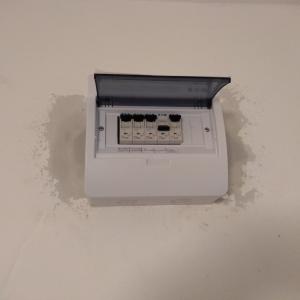 Подмяна на ел. табло