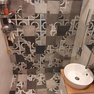 IMG-eb4e848589d5c3d7b5fb1430e7535048-V