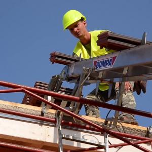 Bumpa-Hoist-In-Action-11