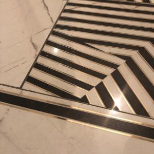 Коридор и под.