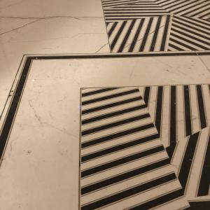 Коридор и под.