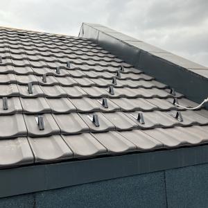 B9BFD967-94B3-48D5-B6C7-7E3DB941DB71