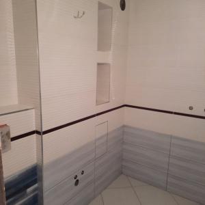 IMG-a42fc03517d4a14130f82db5f1aadf98-V