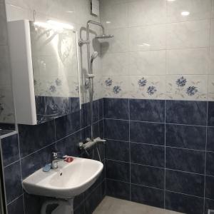 5BF9444E-58EE-4E59-ABB4-98877E886CE0