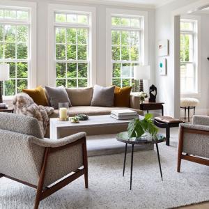 Сиво и бежово