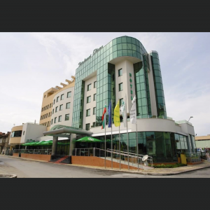 05B888EE-2C09-43AE-90B7-A399832716B7