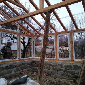 Остъкляване на парник