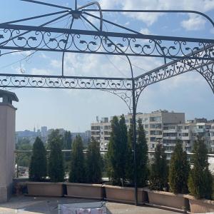 IMG-d43ad7b0e9d37de0d31d0703373c5896-V