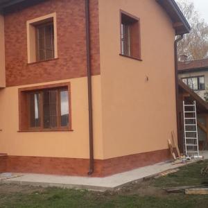 Външна топлоизолация с полагане на мазилка и клинкер