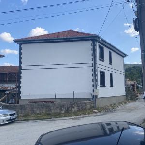 EBA8098A-DECD-4E52-8D68-14E85D85611B