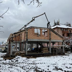 100282C6-2C4D-4ED7-B876-0F0AD4864F1D