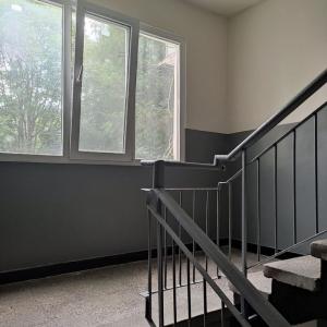 Боядисване на жилищен вход