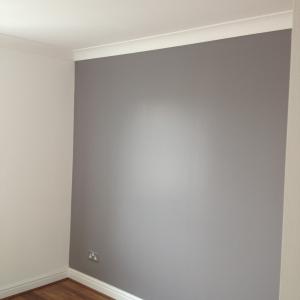 Поставяне на ламиниран паркет  и боядисване на апартамент