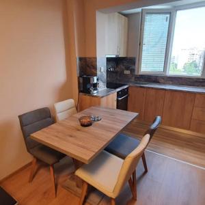 Основен ремонт на апартамент в кв. Люлин 10 и монтаж на нова кухня